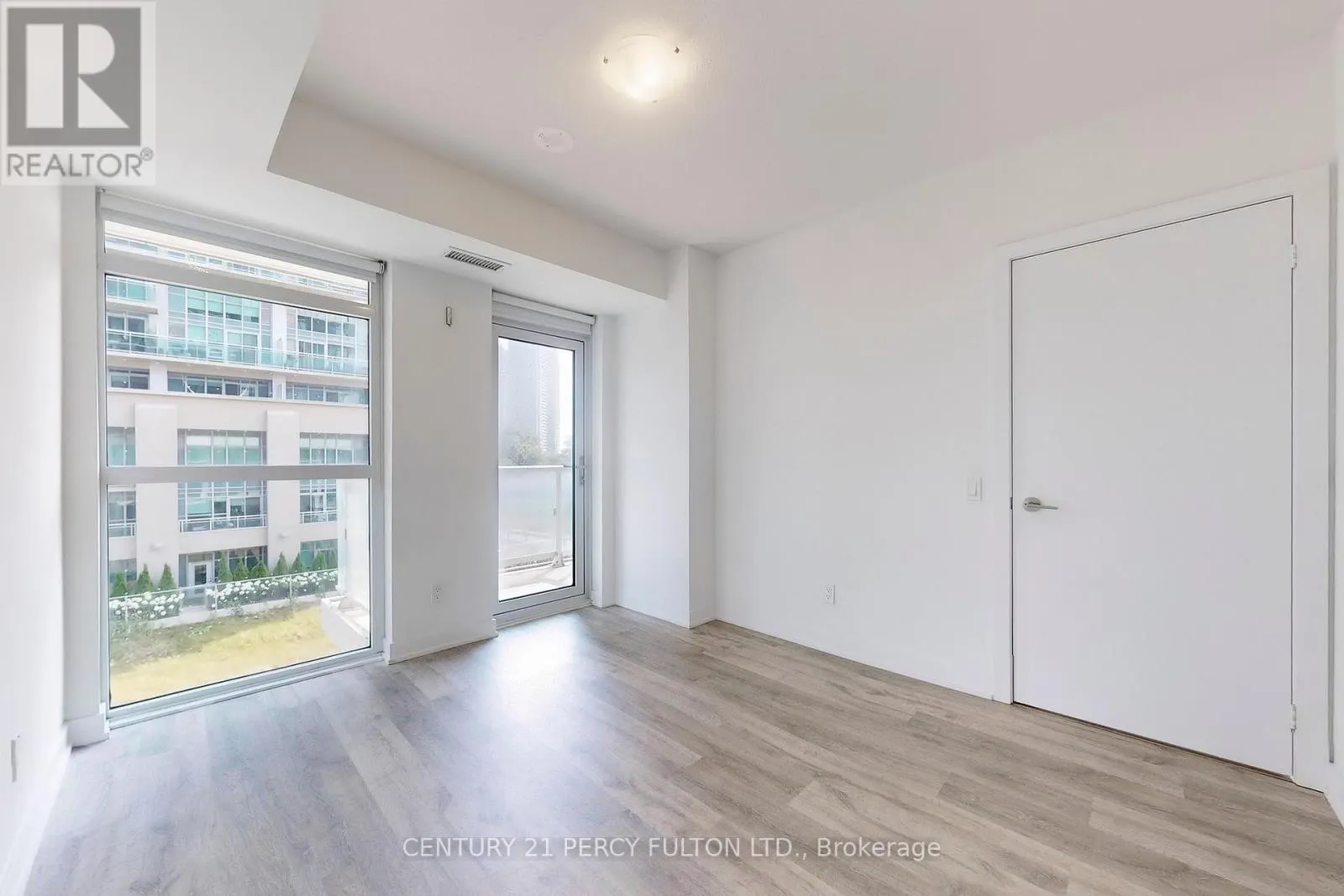 313 - 251 MANITOBA STREET
