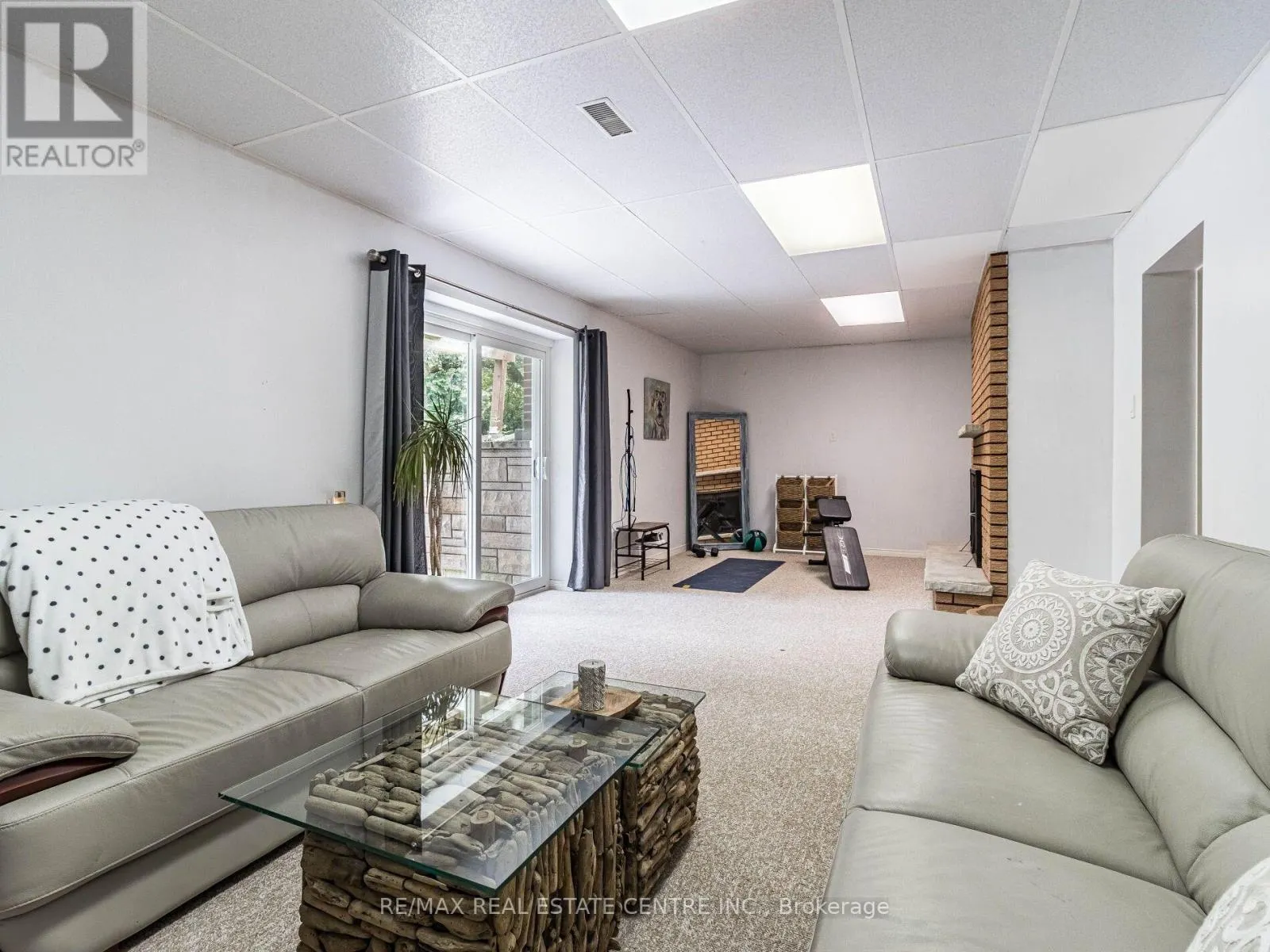 1 CEDAR DRIVE