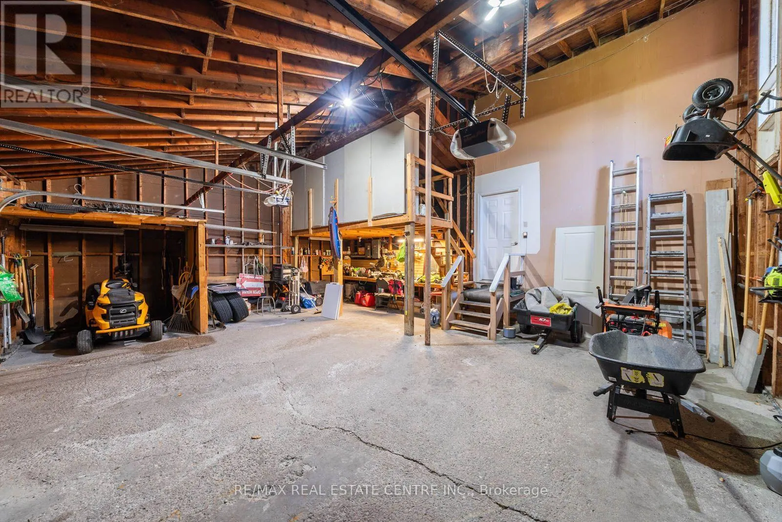 1 CEDAR DRIVE