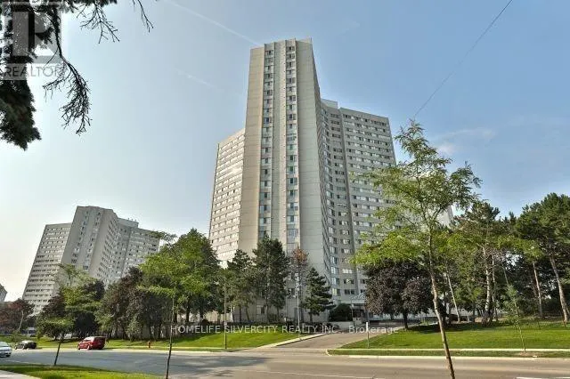 1104 - 3700 KANEFF CRESCENT