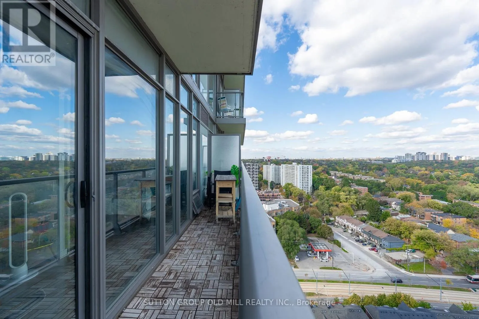 2014 - 105 THE QUEENSWAY WAY