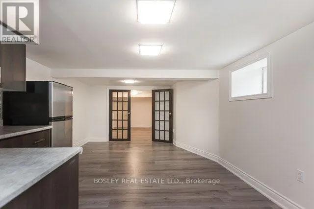 LOWER - 1498 KING STREET W