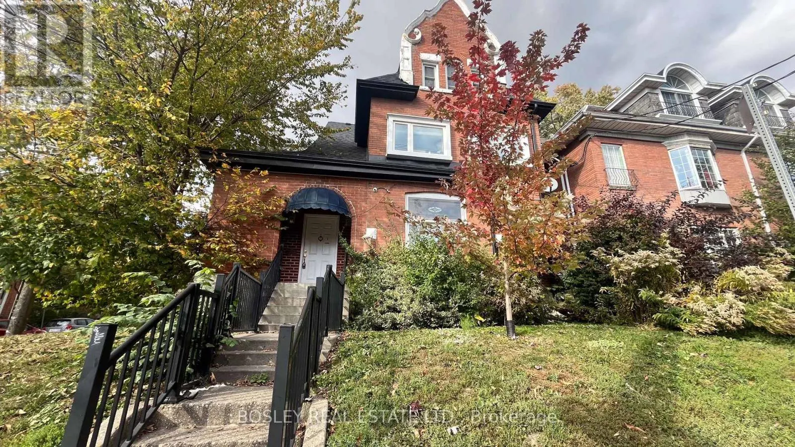 LOWER - 1498 KING STREET W