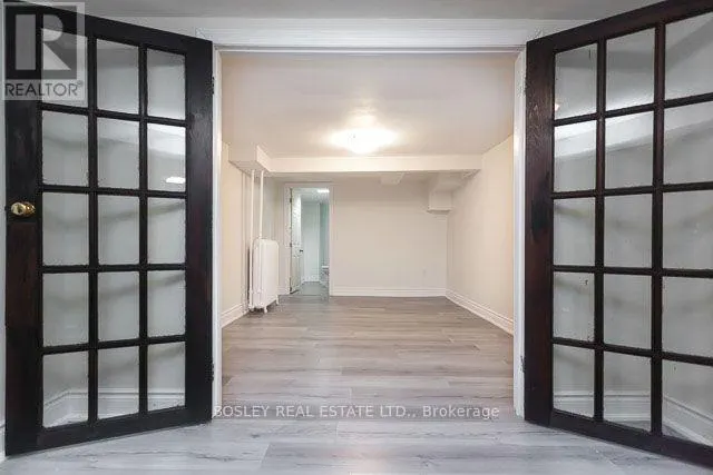 LOWER - 1498 KING STREET W