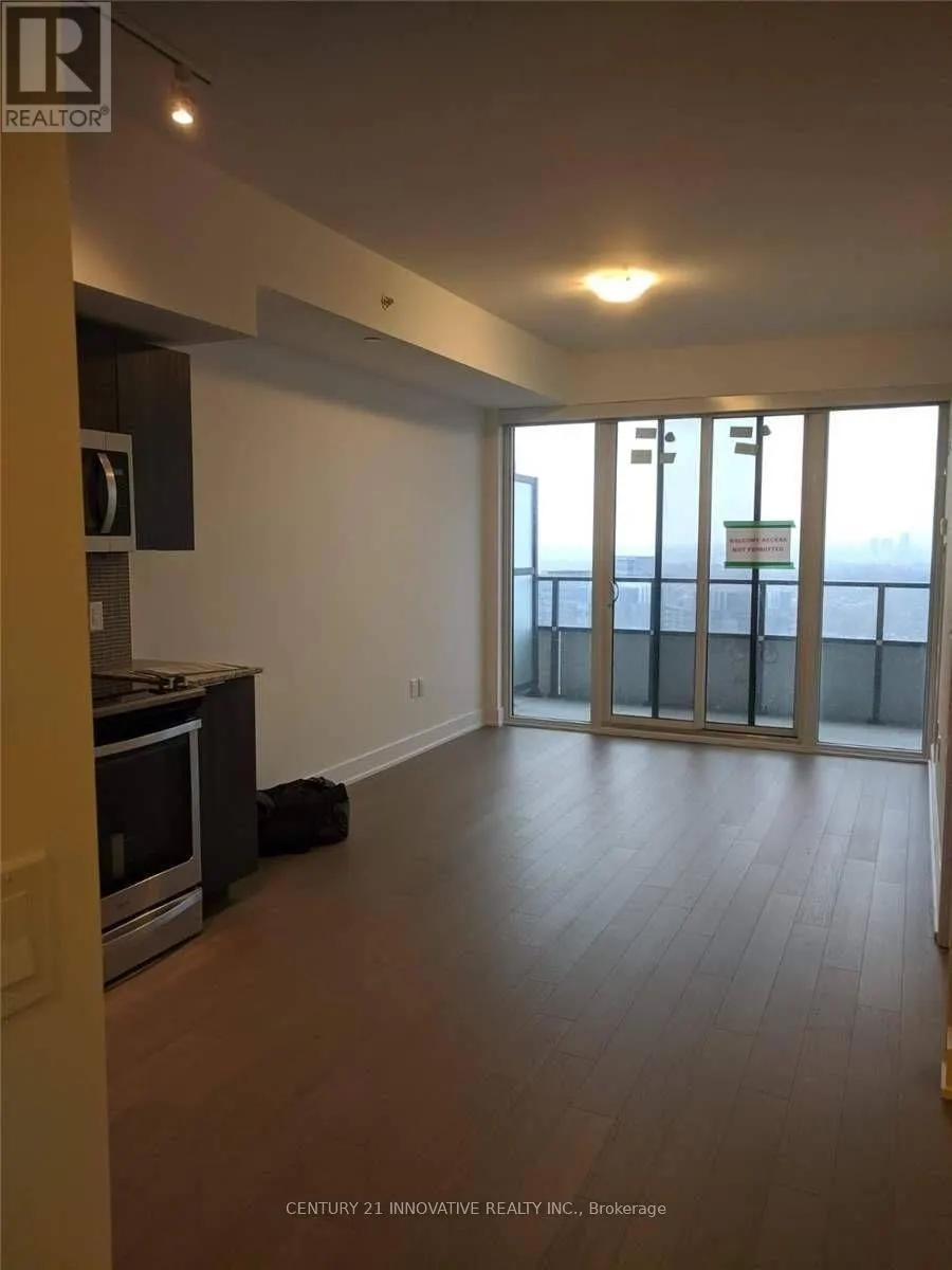 3712 - 30 SHORE BREEZE DRIVE