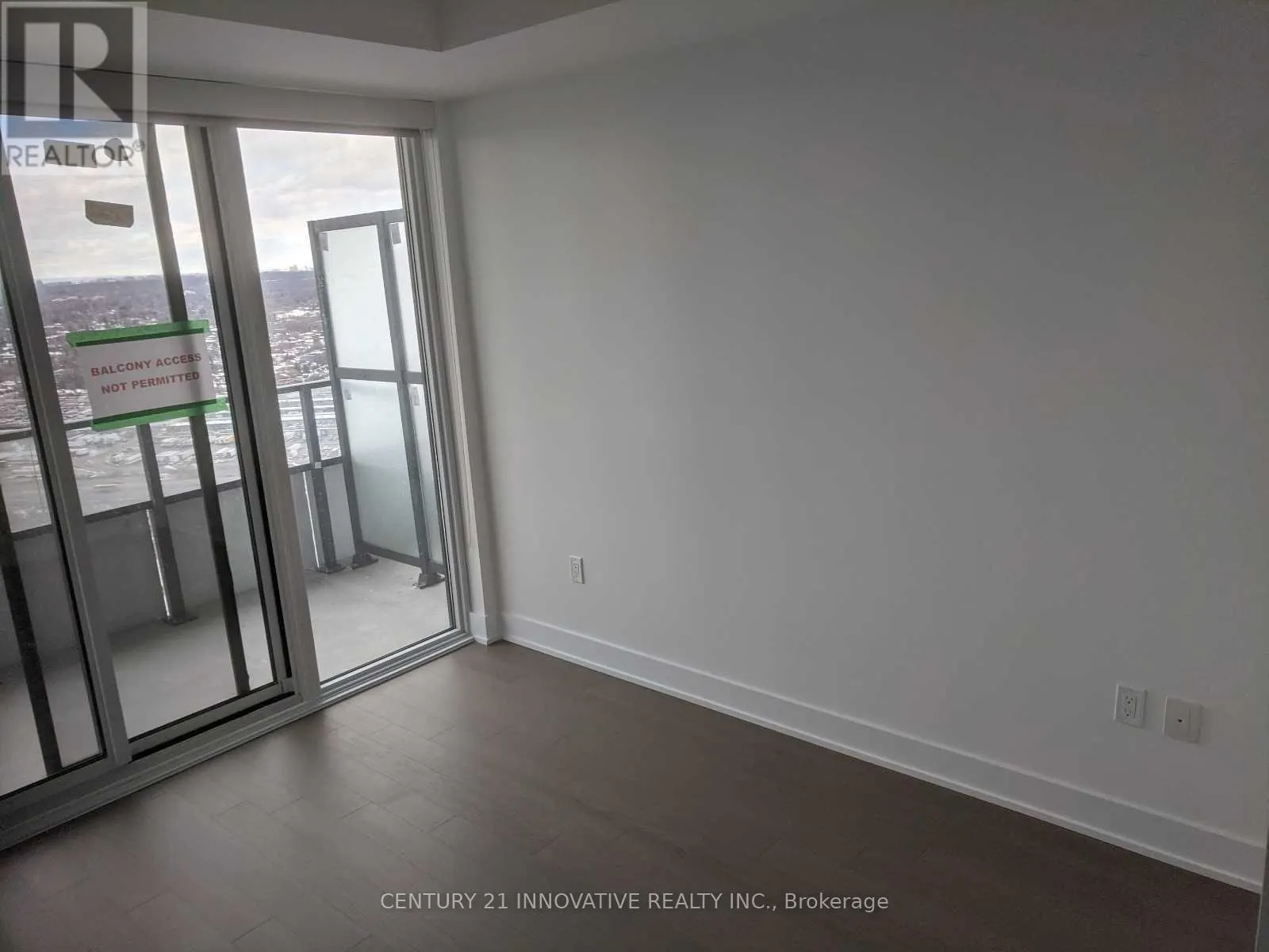 3712 - 30 SHORE BREEZE DRIVE