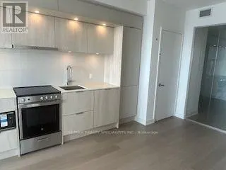 7412 - 448 BURNHAMTHORPE ROAD W