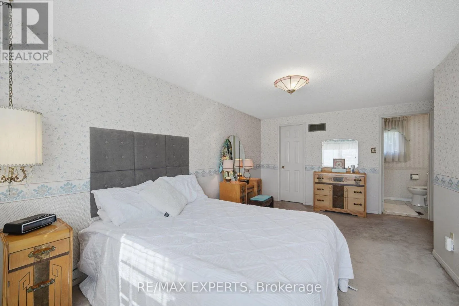 70 PEELTON HEIGHTS