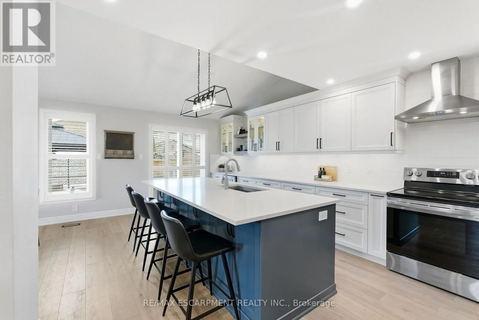 4109 FOREST RUN AVENUE