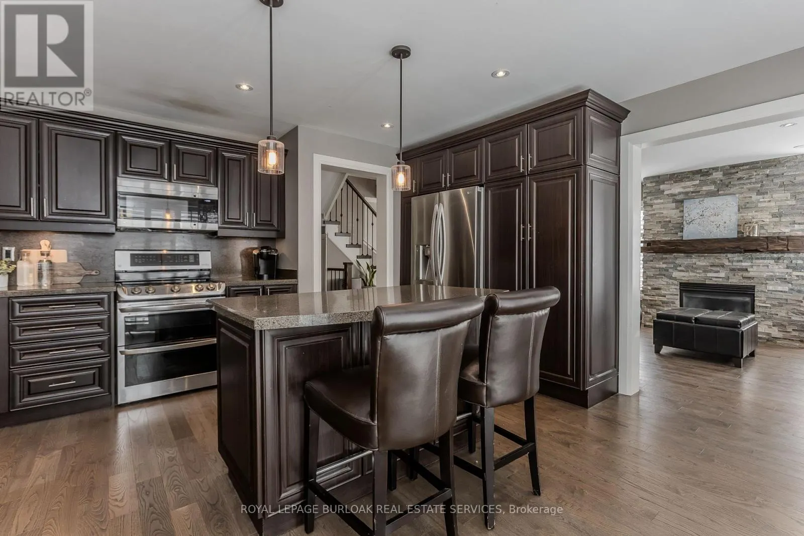 2248 ELMSIDE CRESCENT