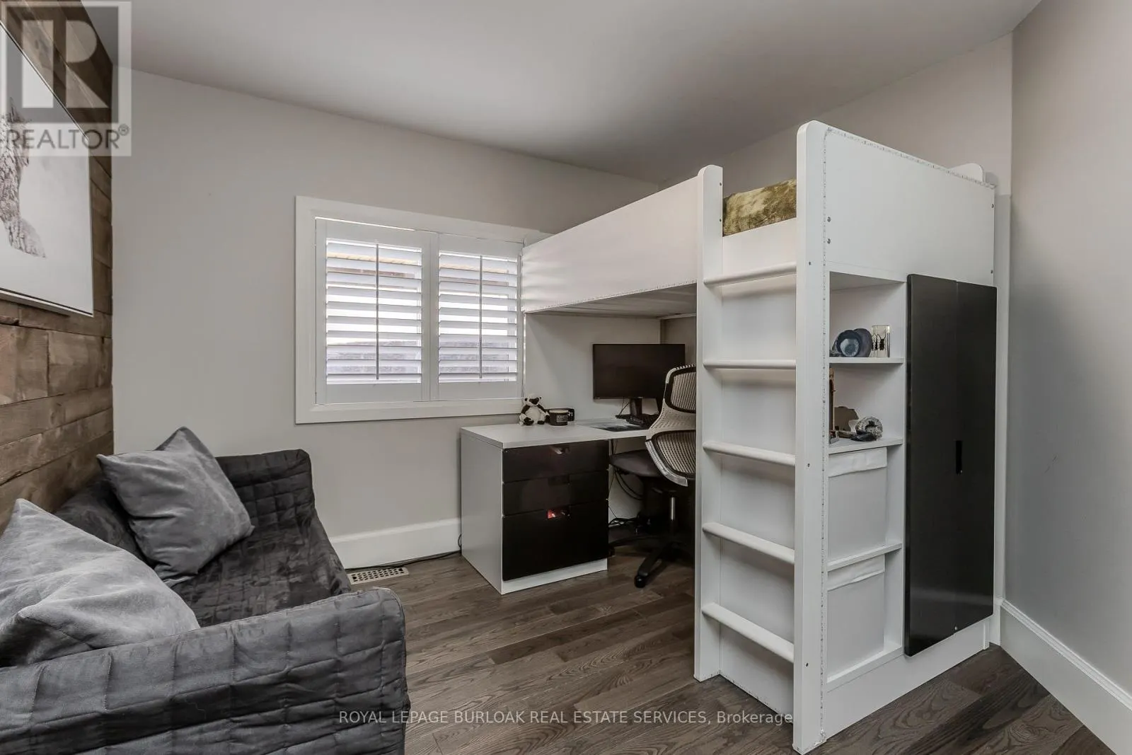 2248 ELMSIDE CRESCENT
