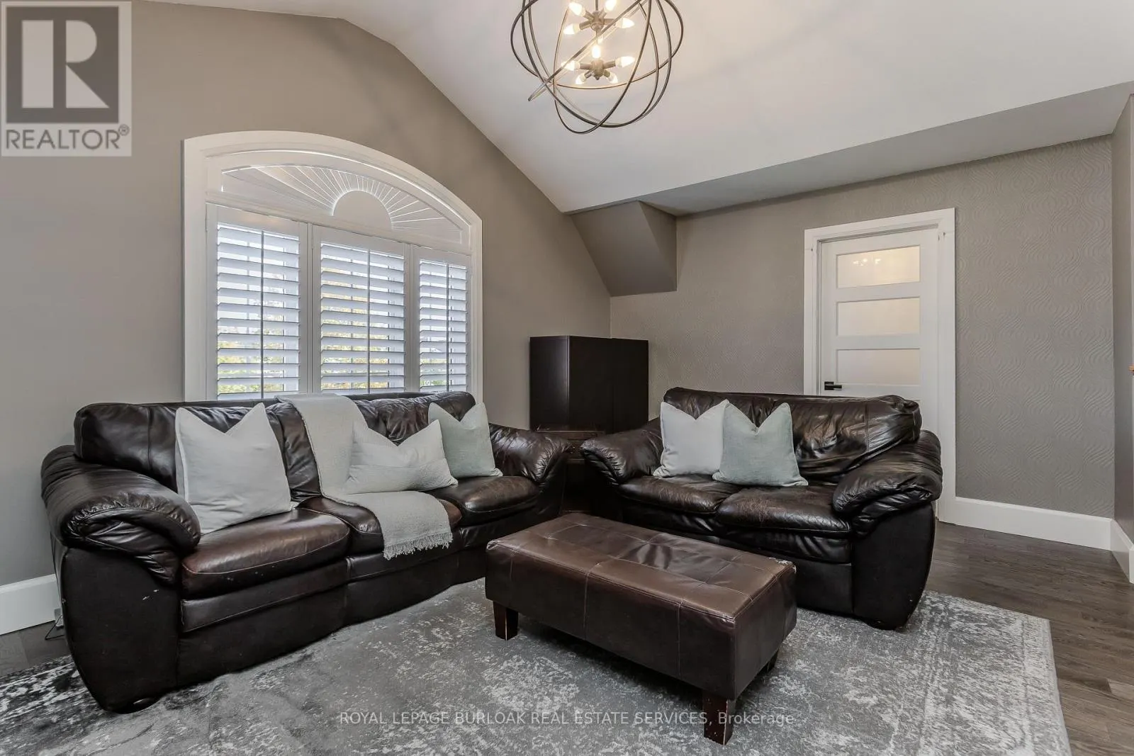2248 ELMSIDE CRESCENT