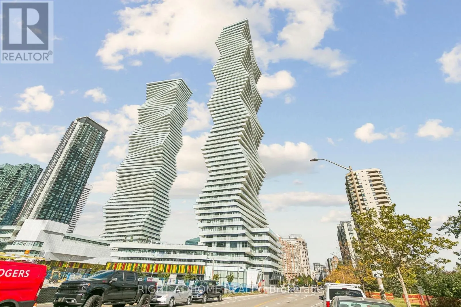 1405 - 3883 QUARTZ ROAD
