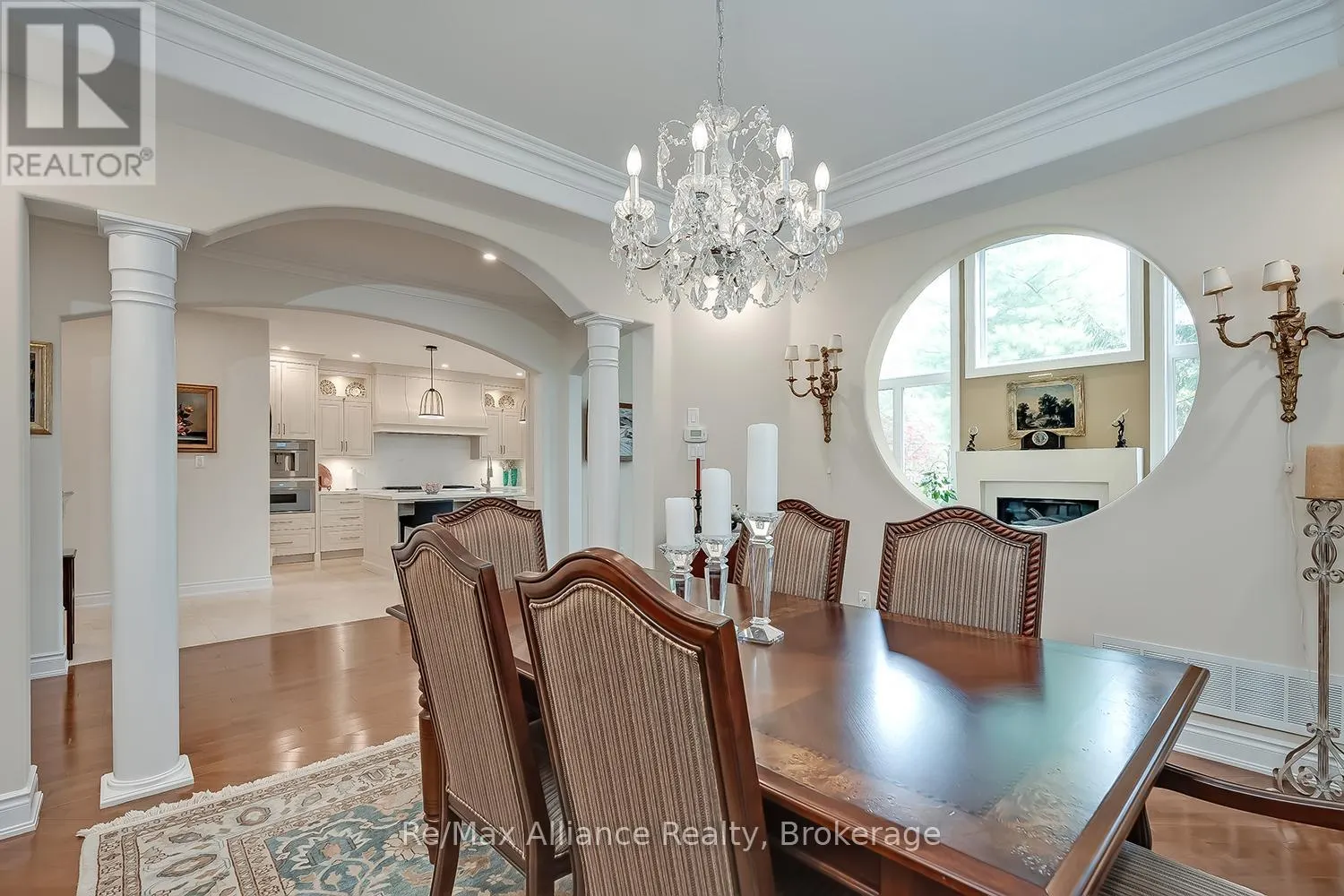 203 BURLOAK DRIVE