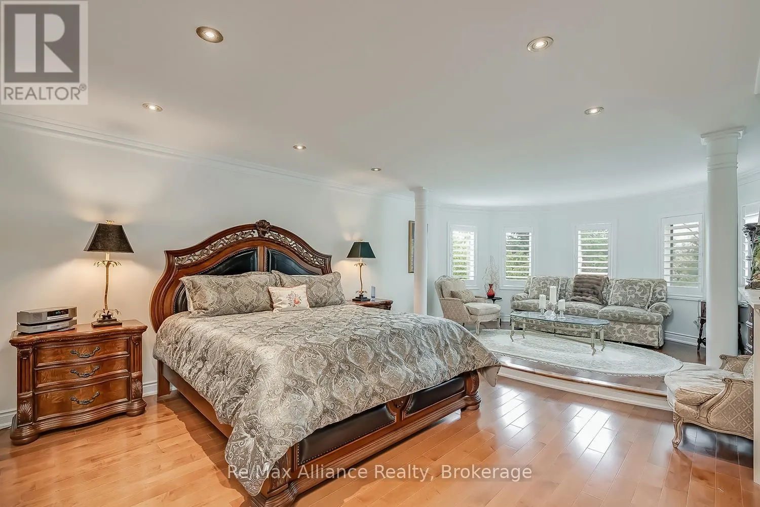 203 BURLOAK DRIVE