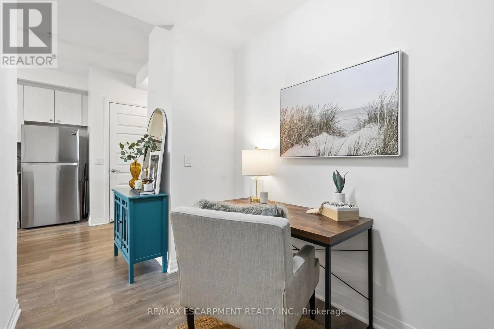 424 - 1105 LEGER WAY