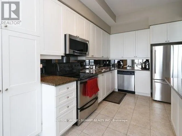 2807 - 33 ELM DRIVE