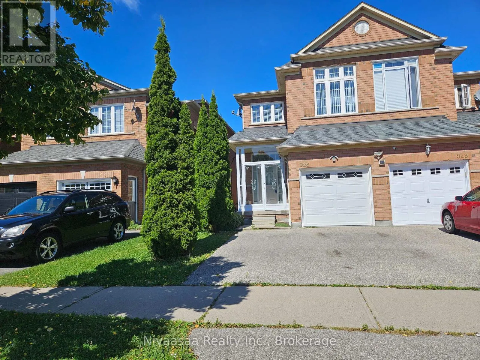 926 LEDBURY CRESCENT