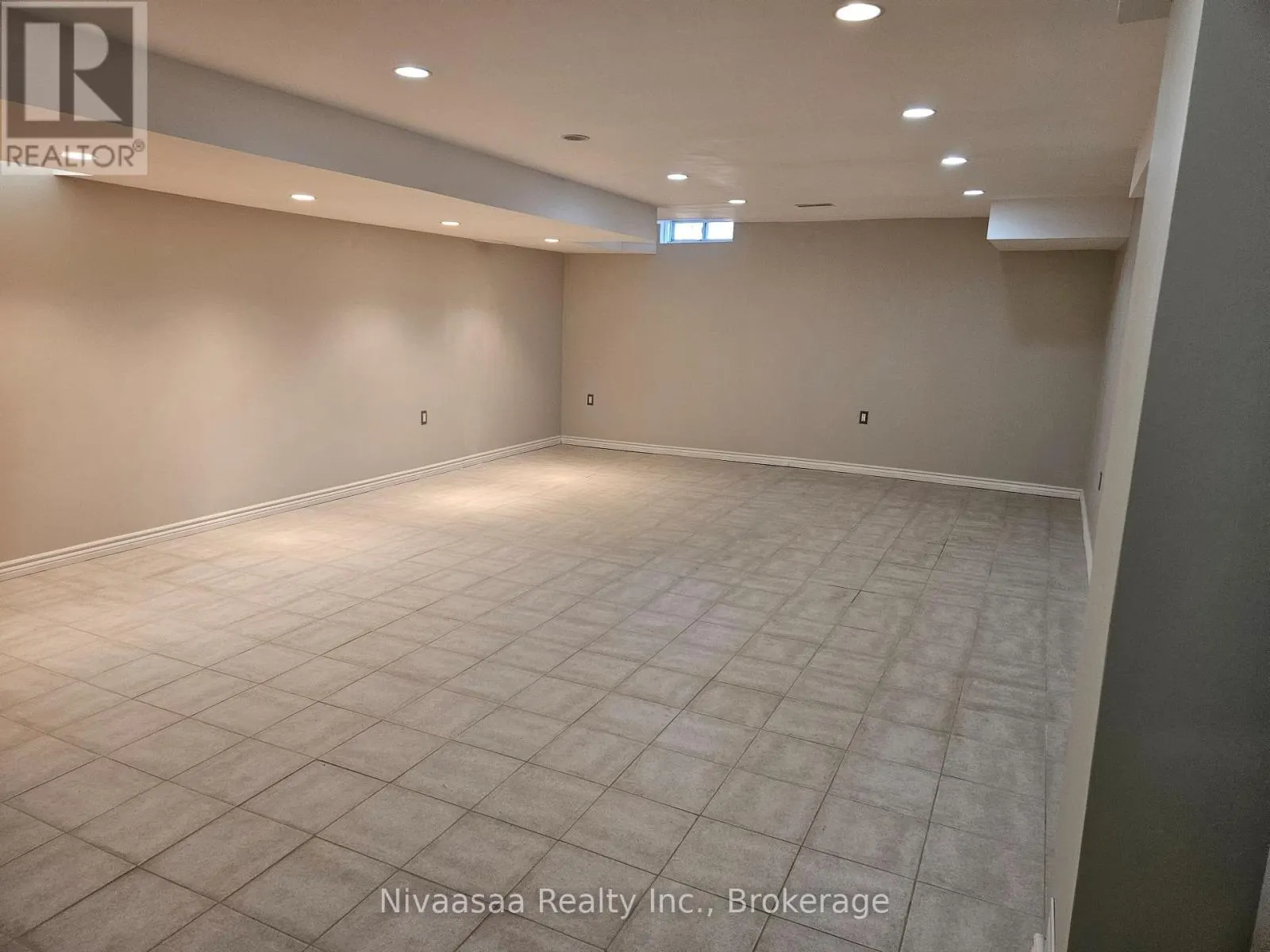 926 LEDBURY CRESCENT