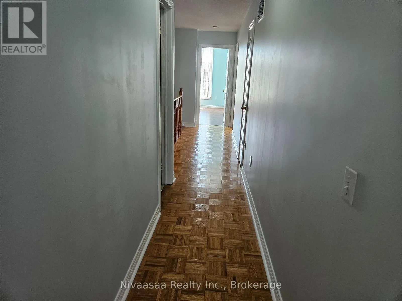 926 LEDBURY CRESCENT