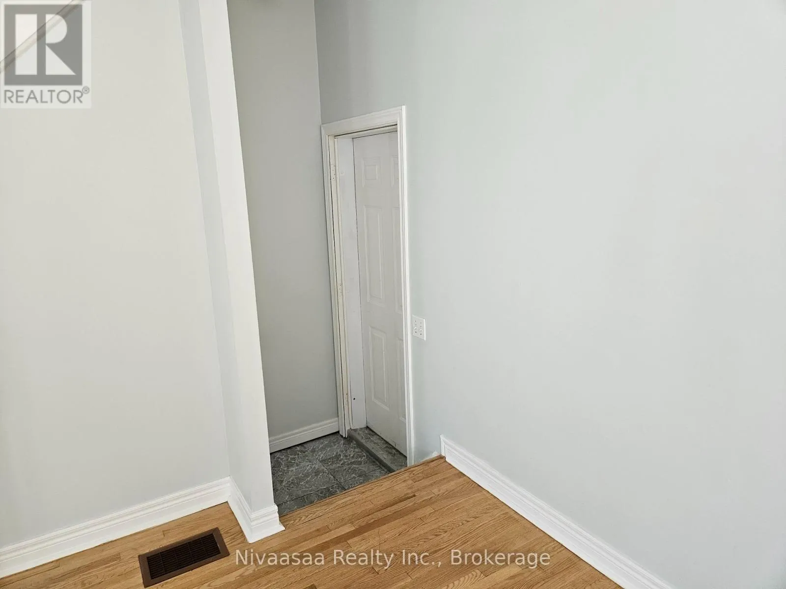 926 LEDBURY CRESCENT