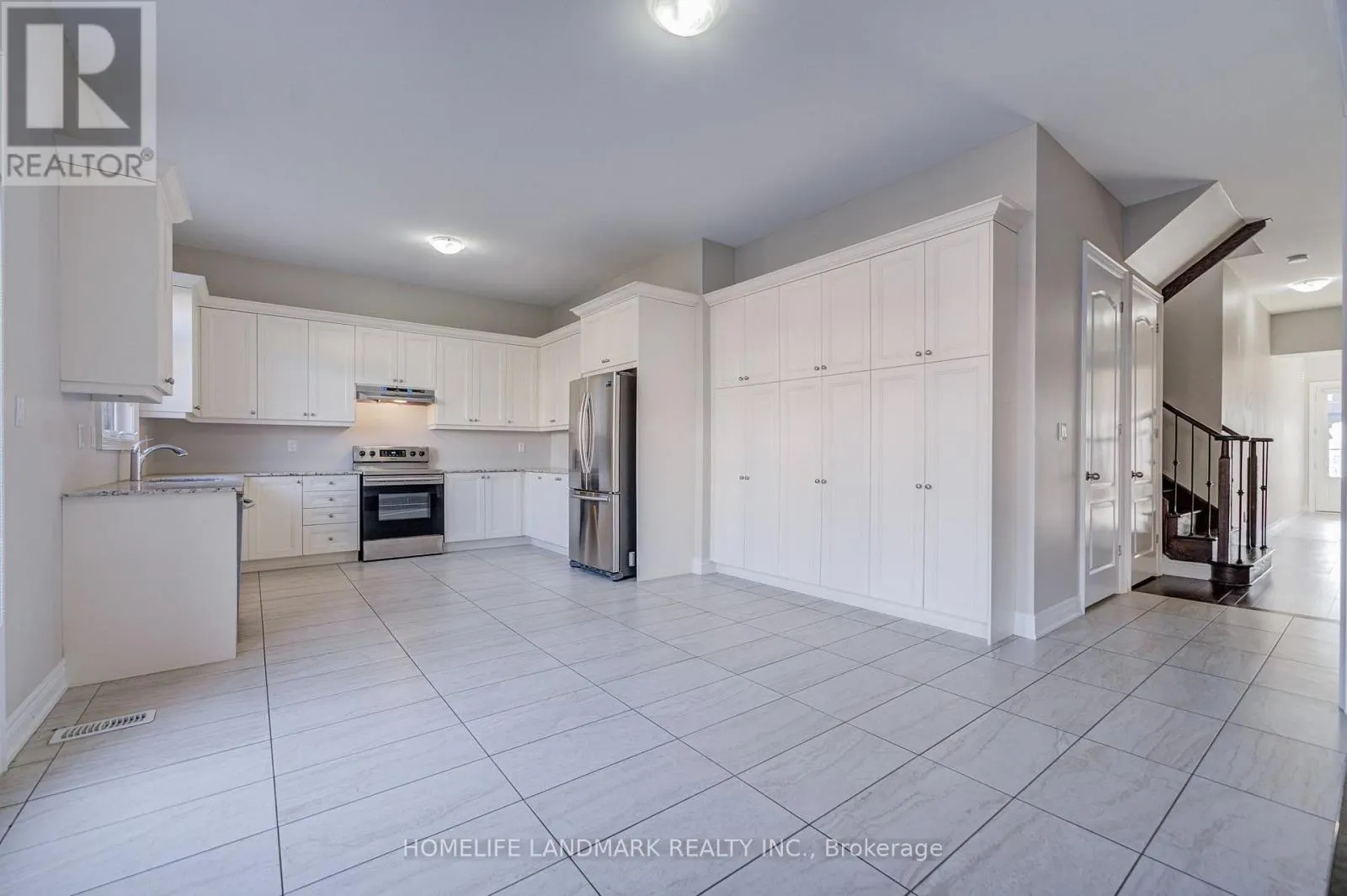 7 MALASPINA CLOSE