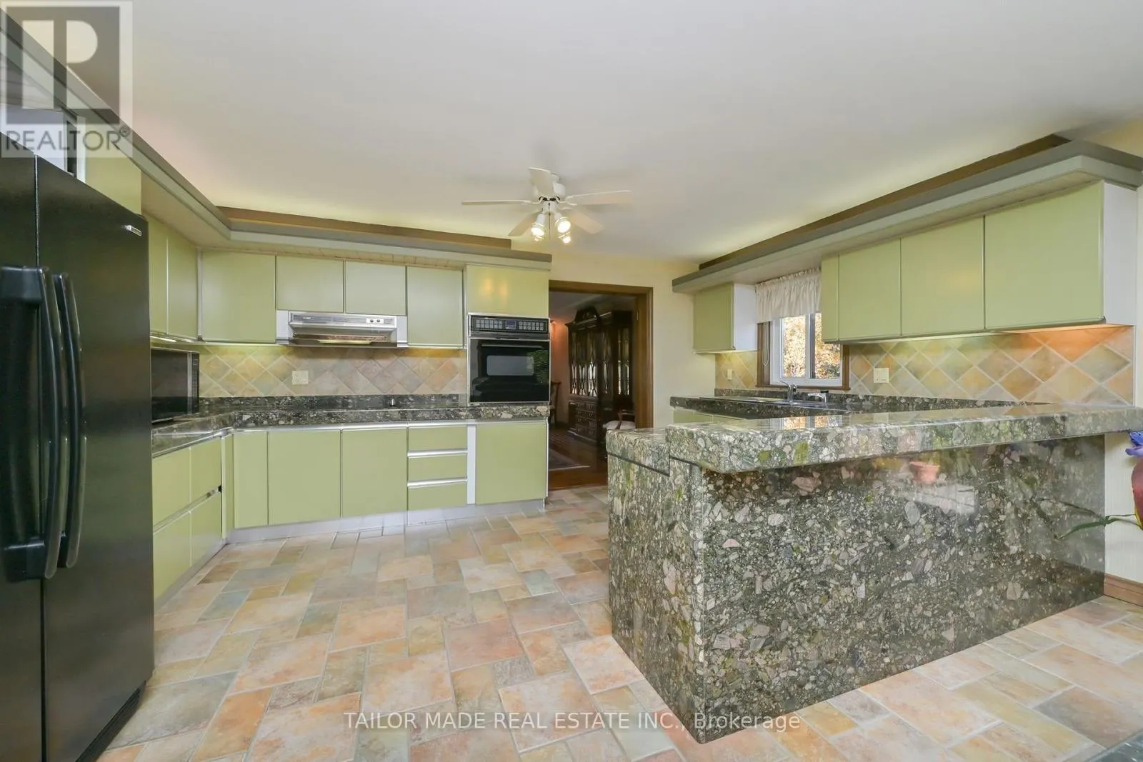 40 WALTON DRIVE
