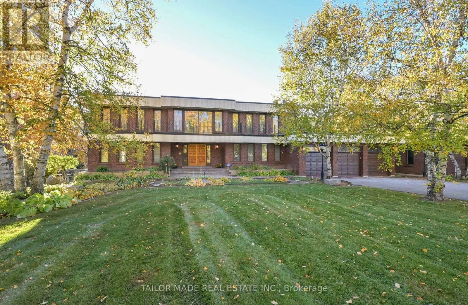 40 WALTON DRIVE