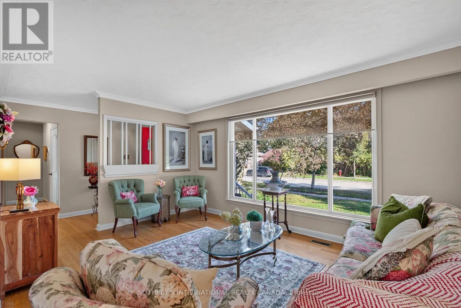 871 MISSISSAUGA VALLEY BOULEVARD
