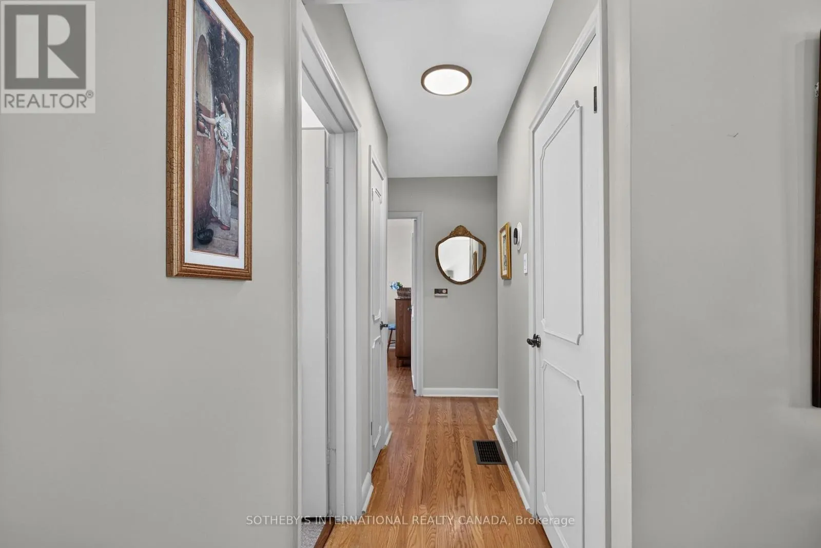 871 MISSISSAUGA VALLEY BOULEVARD