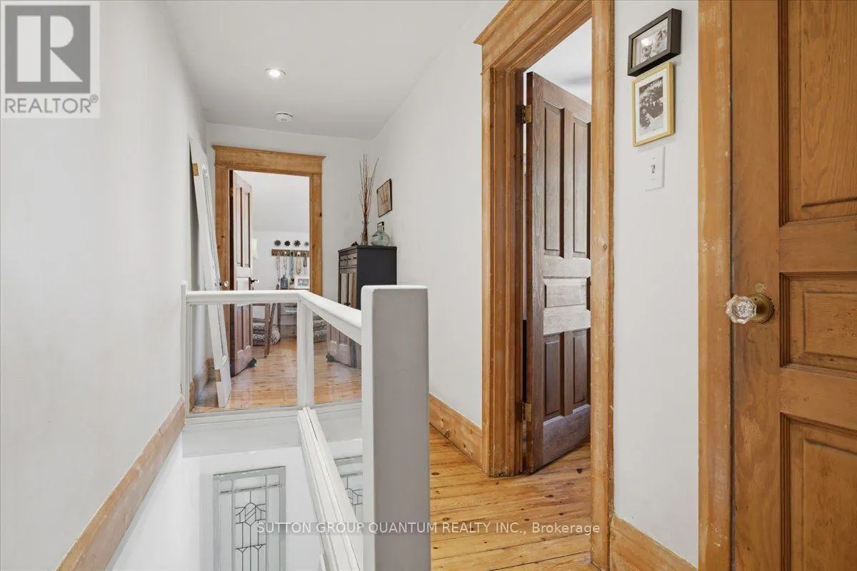 137 CHISHOLM STREET