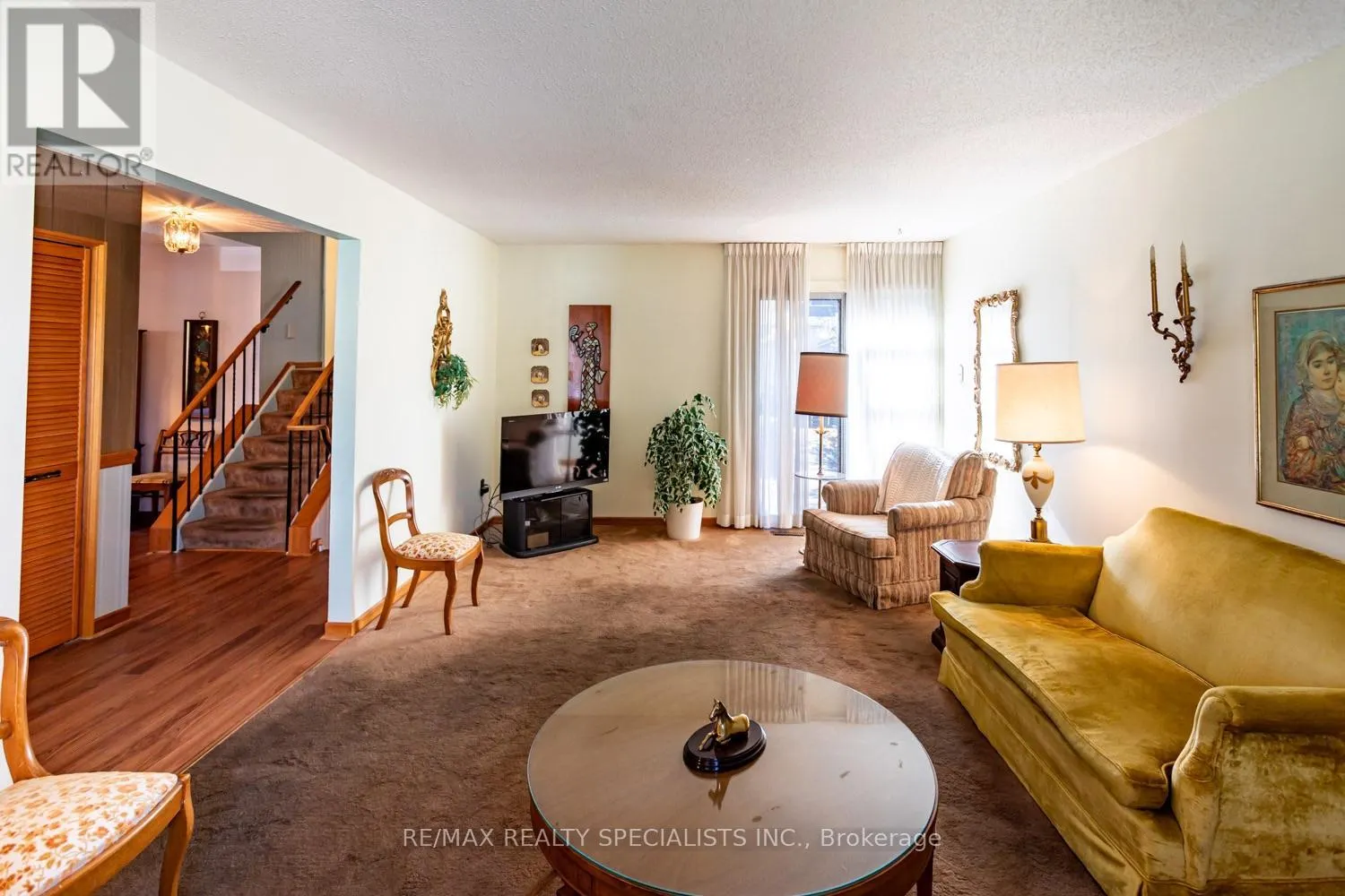 2412 BRASILIA CIRCLE