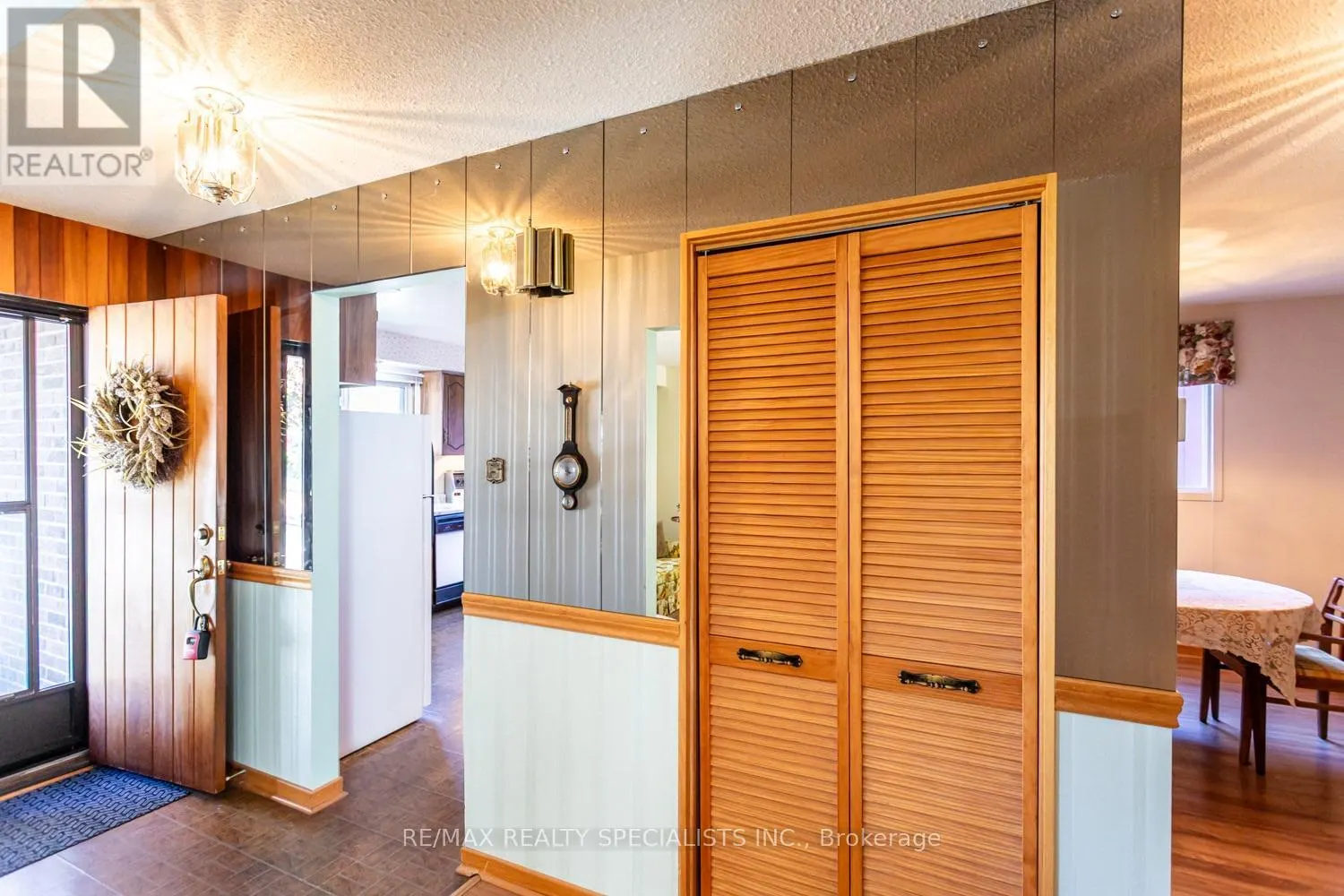 2412 BRASILIA CIRCLE