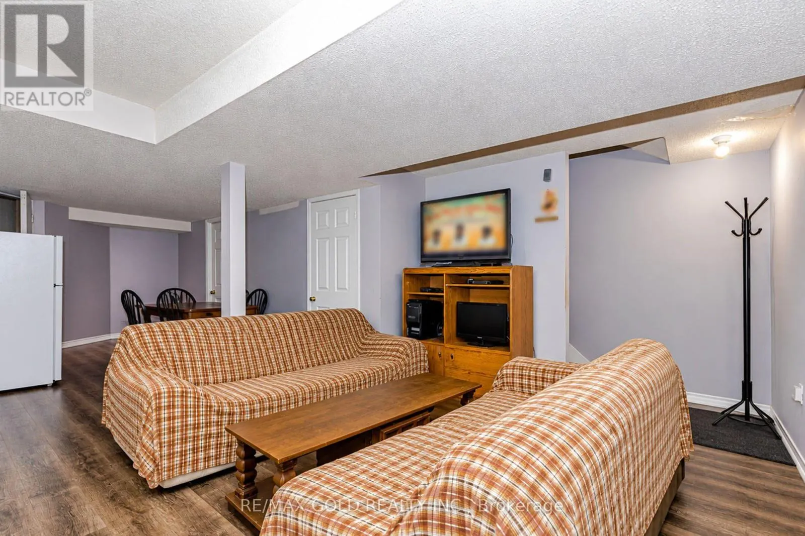 104 TUMBLEWEED TRAIL