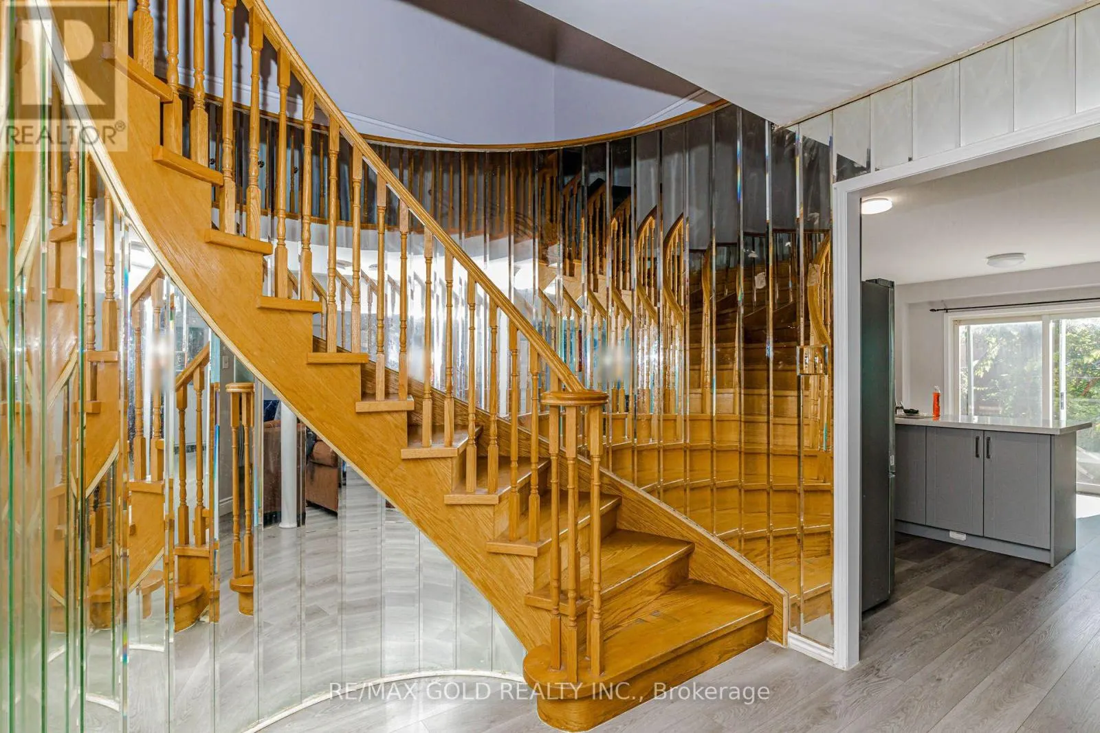 104 TUMBLEWEED TRAIL