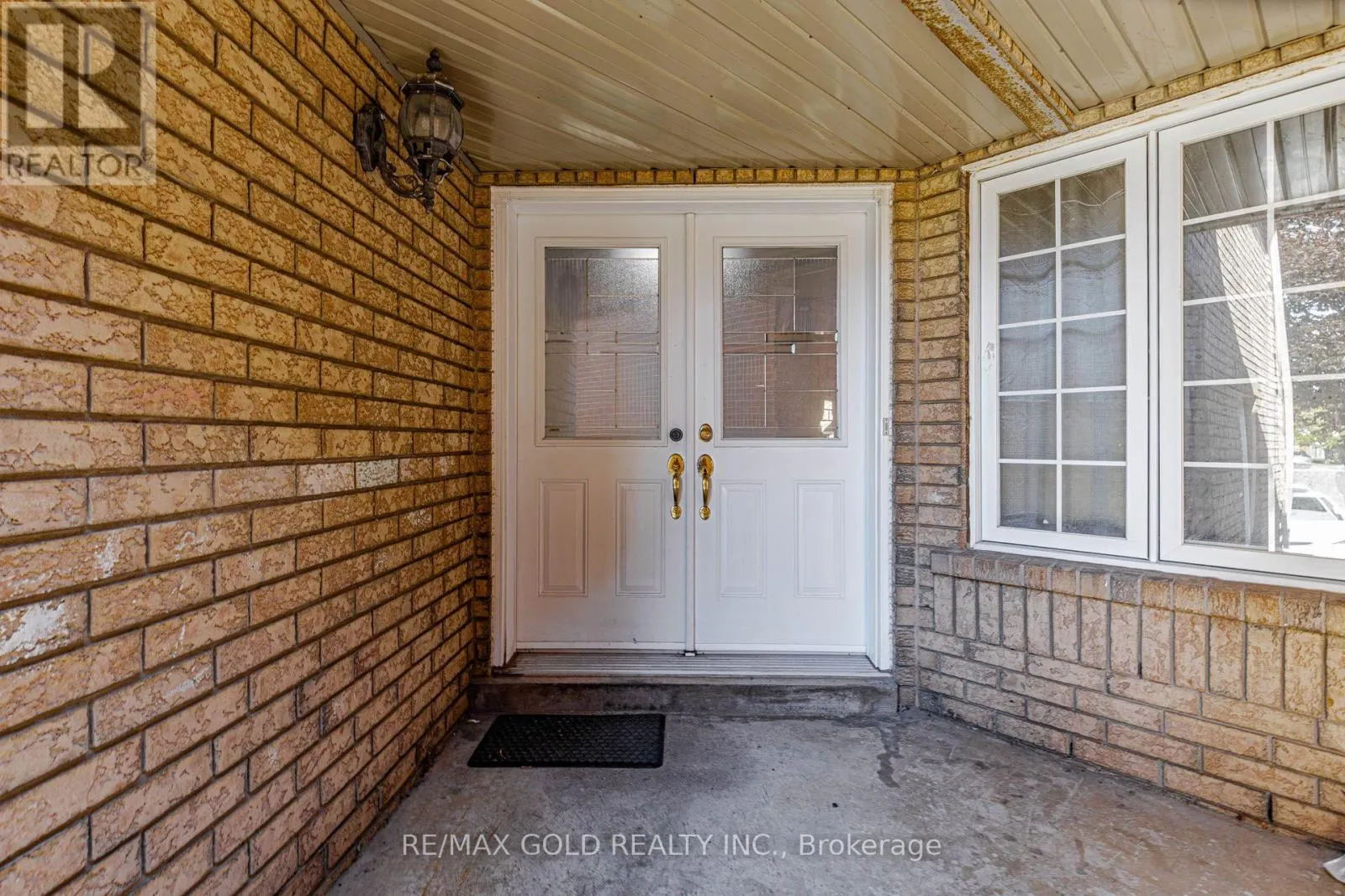 104 TUMBLEWEED TRAIL