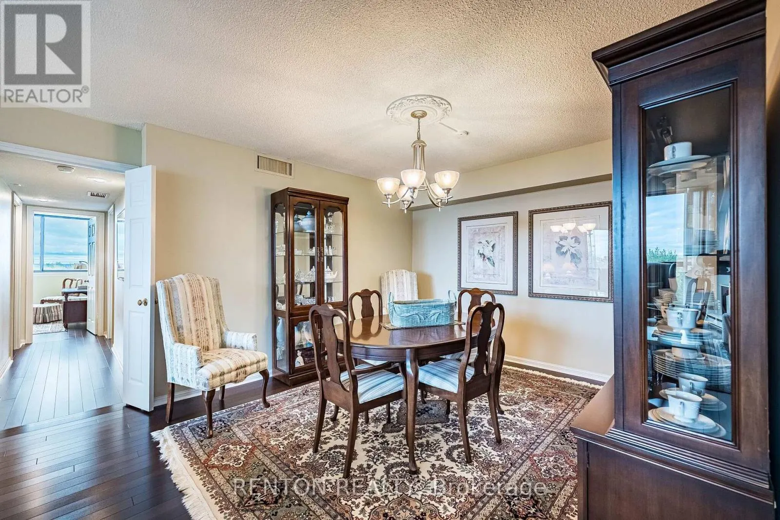 710 - 1240 MARLBOROUGH COURT