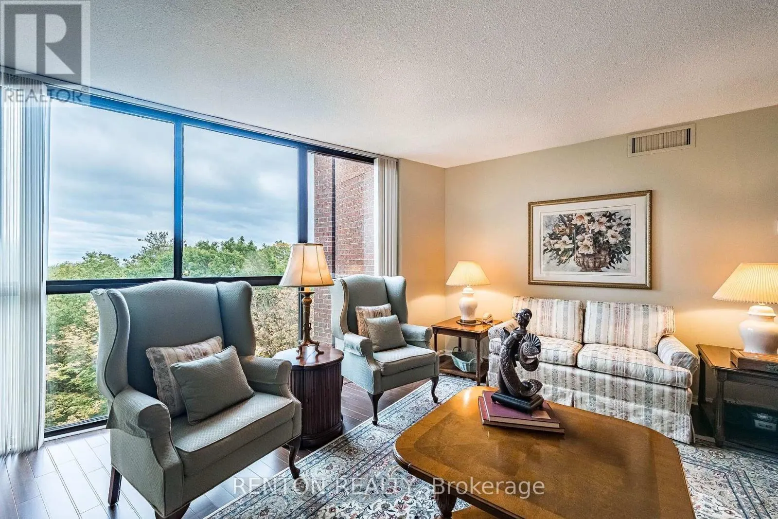710 - 1240 MARLBOROUGH COURT