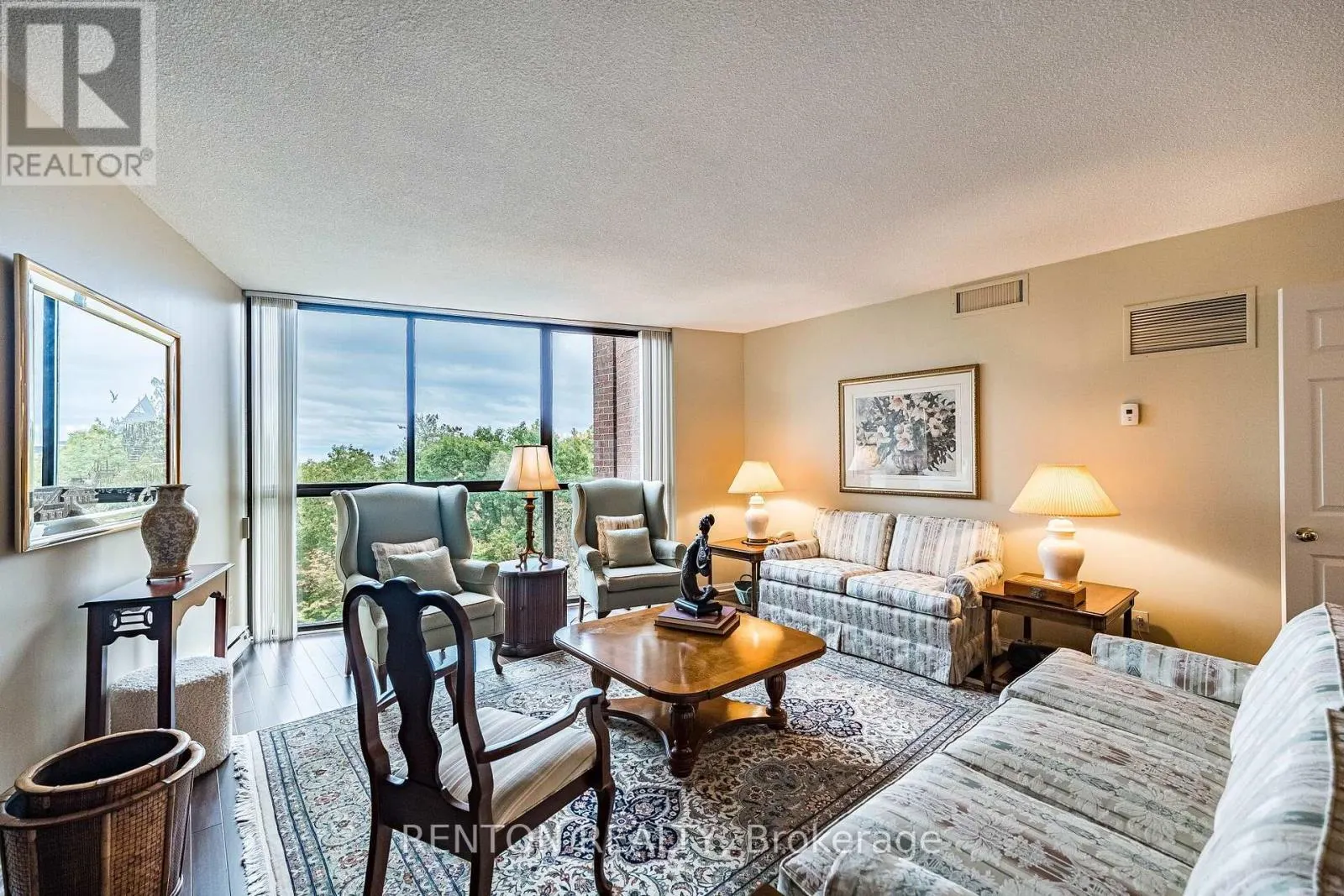 710 - 1240 MARLBOROUGH COURT