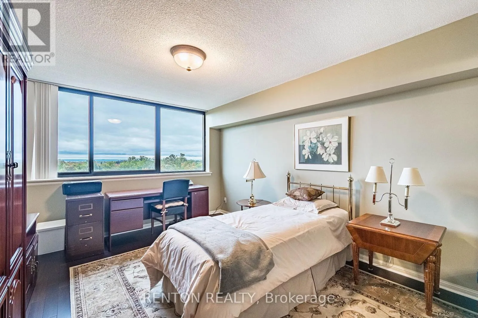 710 - 1240 MARLBOROUGH COURT