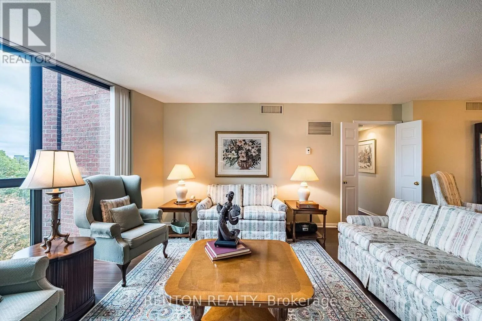 710 - 1240 MARLBOROUGH COURT