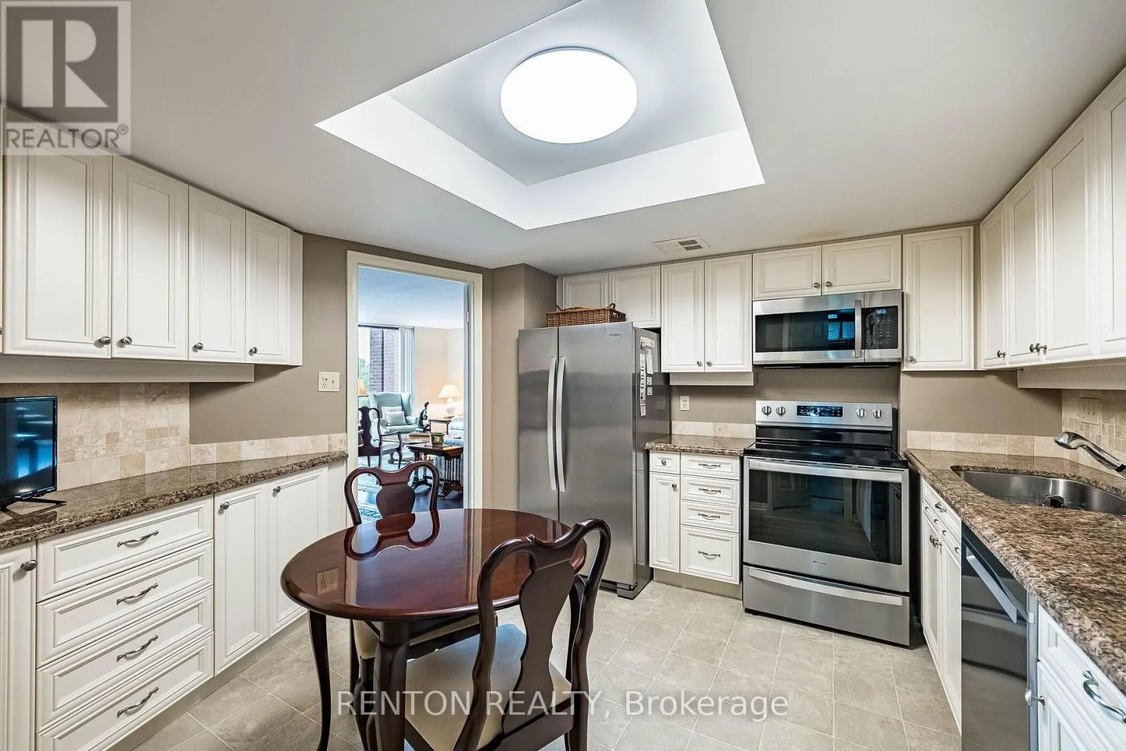 710 - 1240 MARLBOROUGH COURT