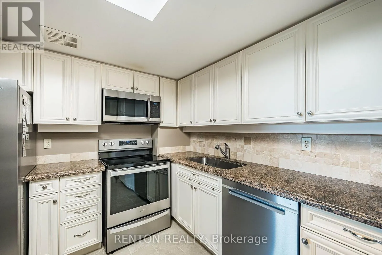 710 - 1240 MARLBOROUGH COURT