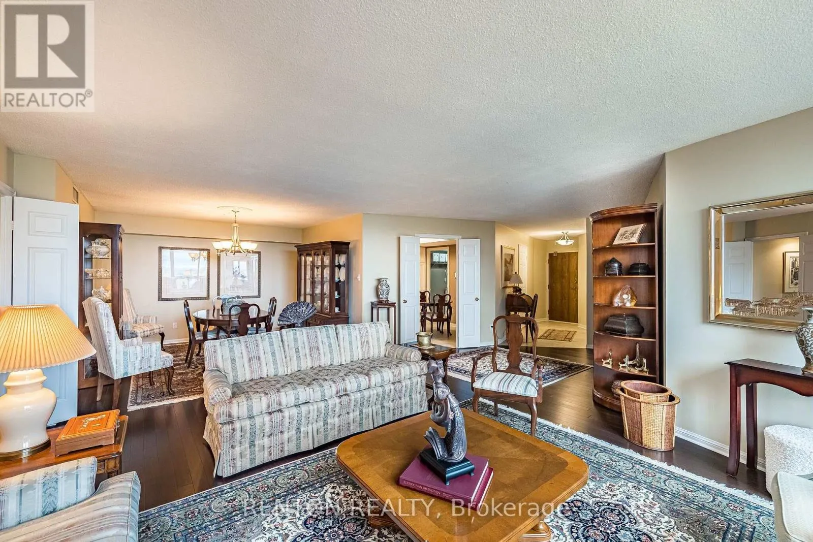 710 - 1240 MARLBOROUGH COURT