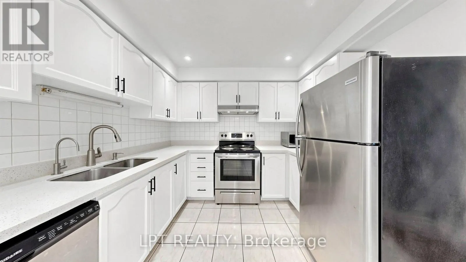 81 SHADY PINE CIRCLE