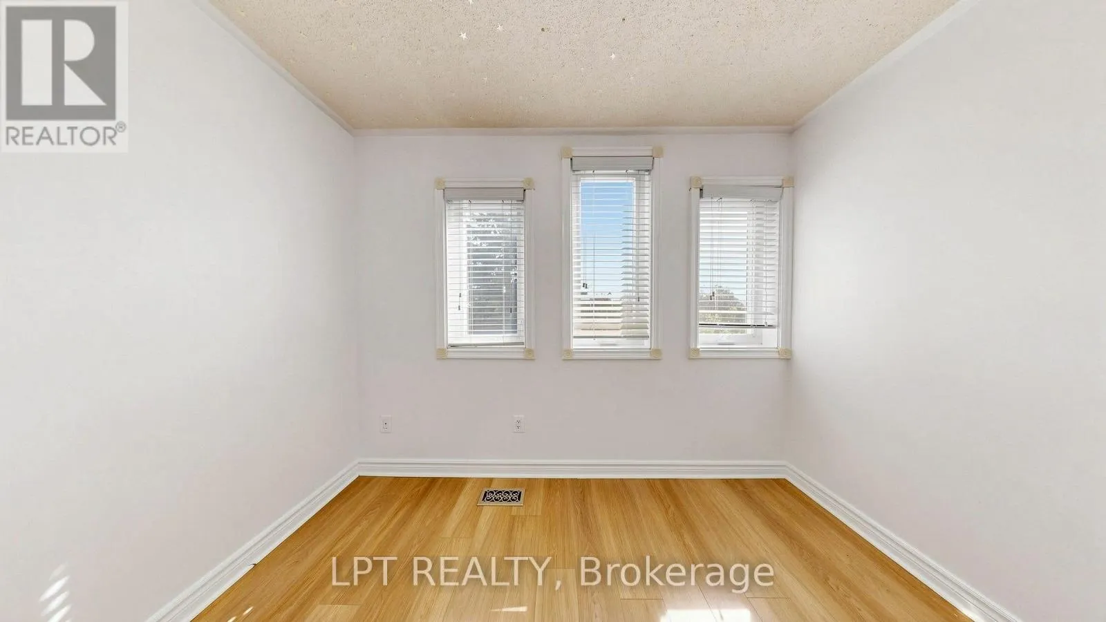 81 SHADY PINE CIRCLE