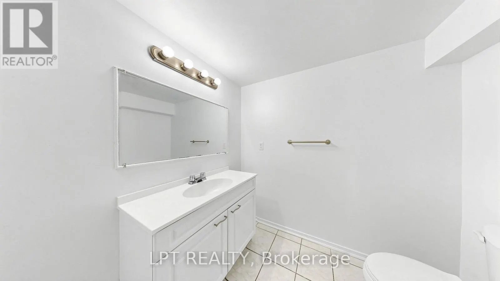 81 SHADY PINE CIRCLE
