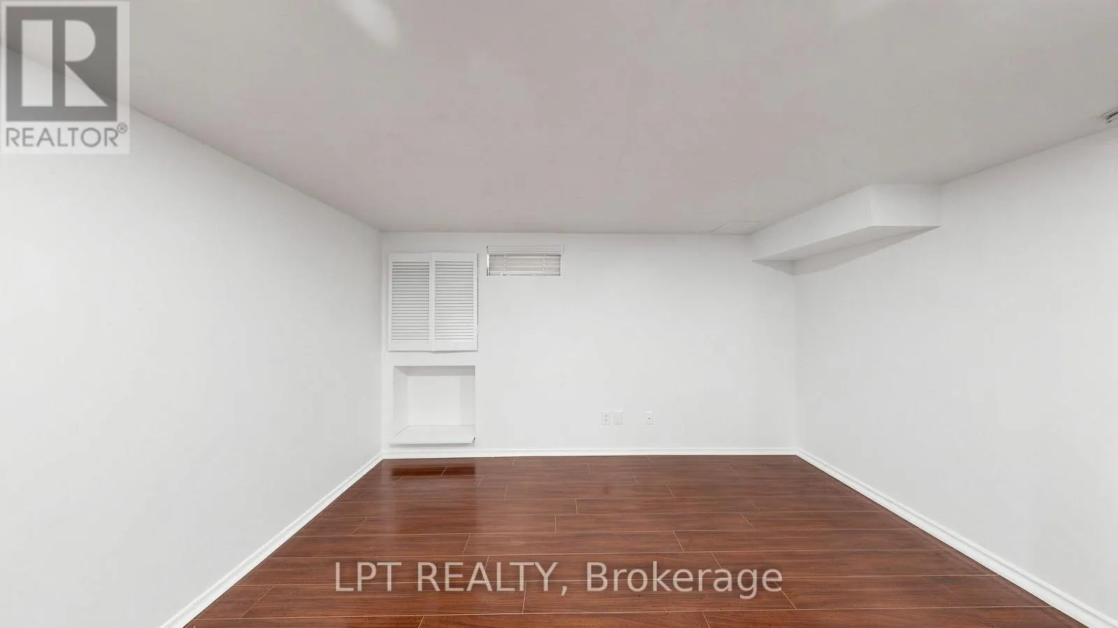 81 SHADY PINE CIRCLE