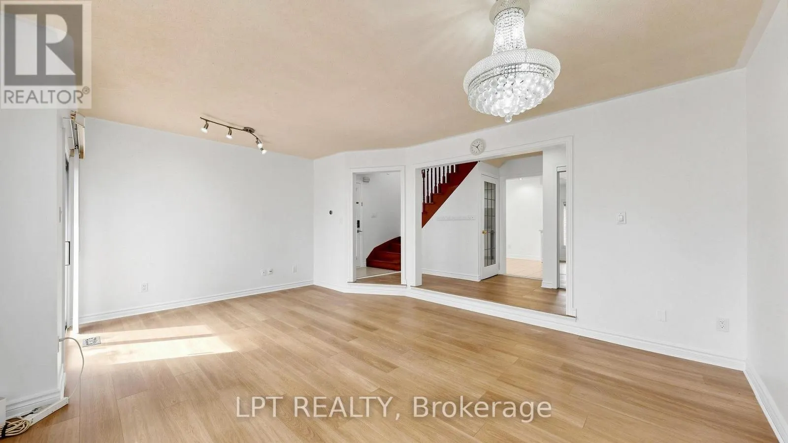 81 SHADY PINE CIRCLE