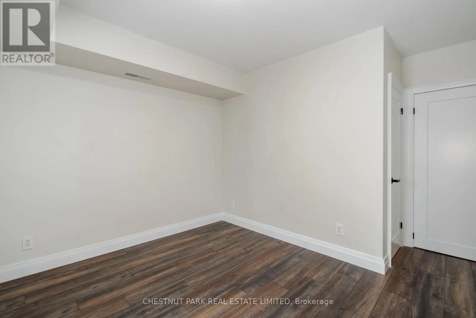 3 - 38 PENHURST AVENUE